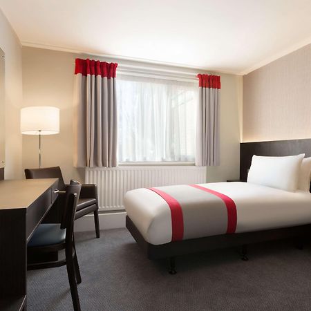 Ramada Chorley South Hotel Eksteriør billede