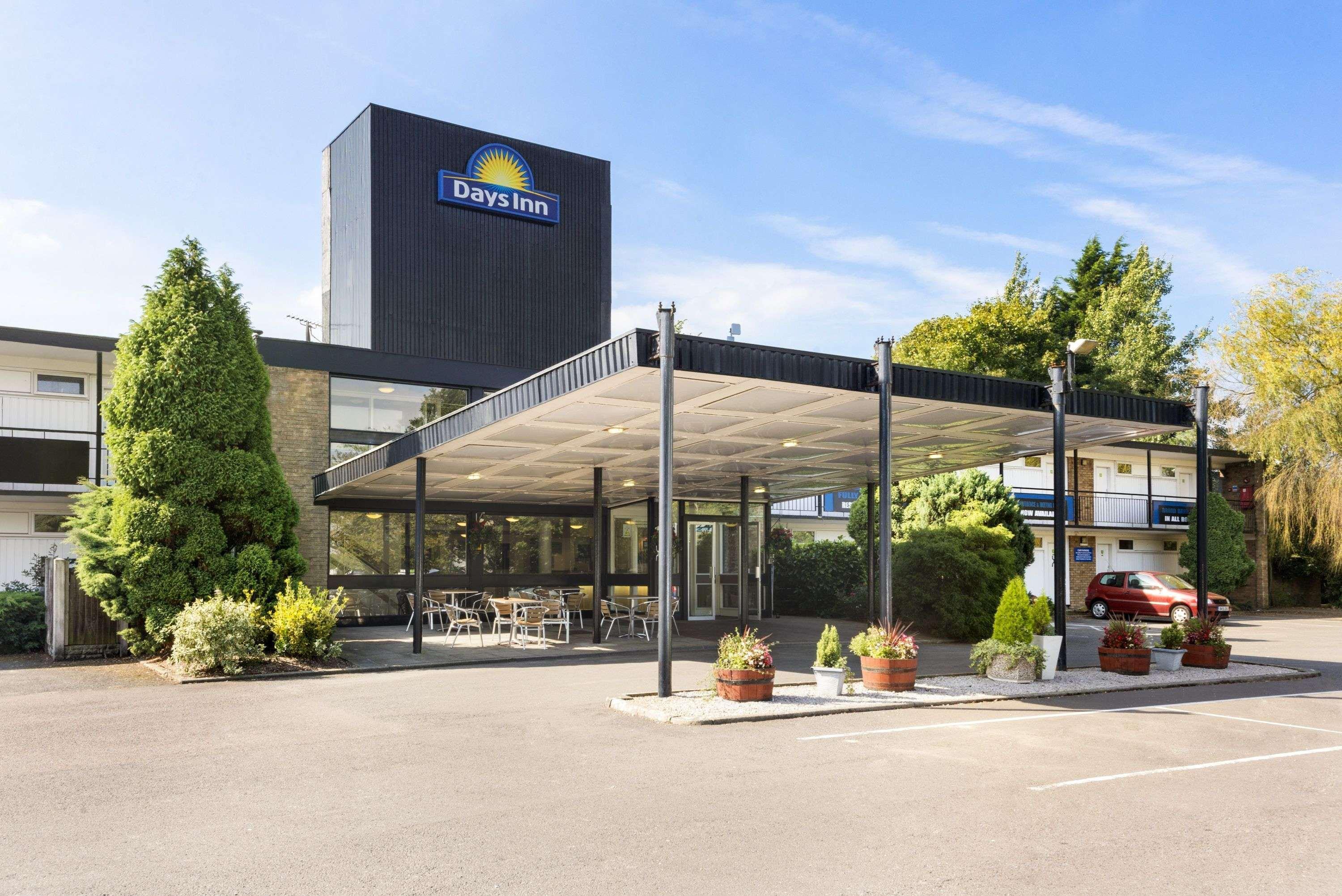 Ramada Chorley South Hotel Eksteriør billede