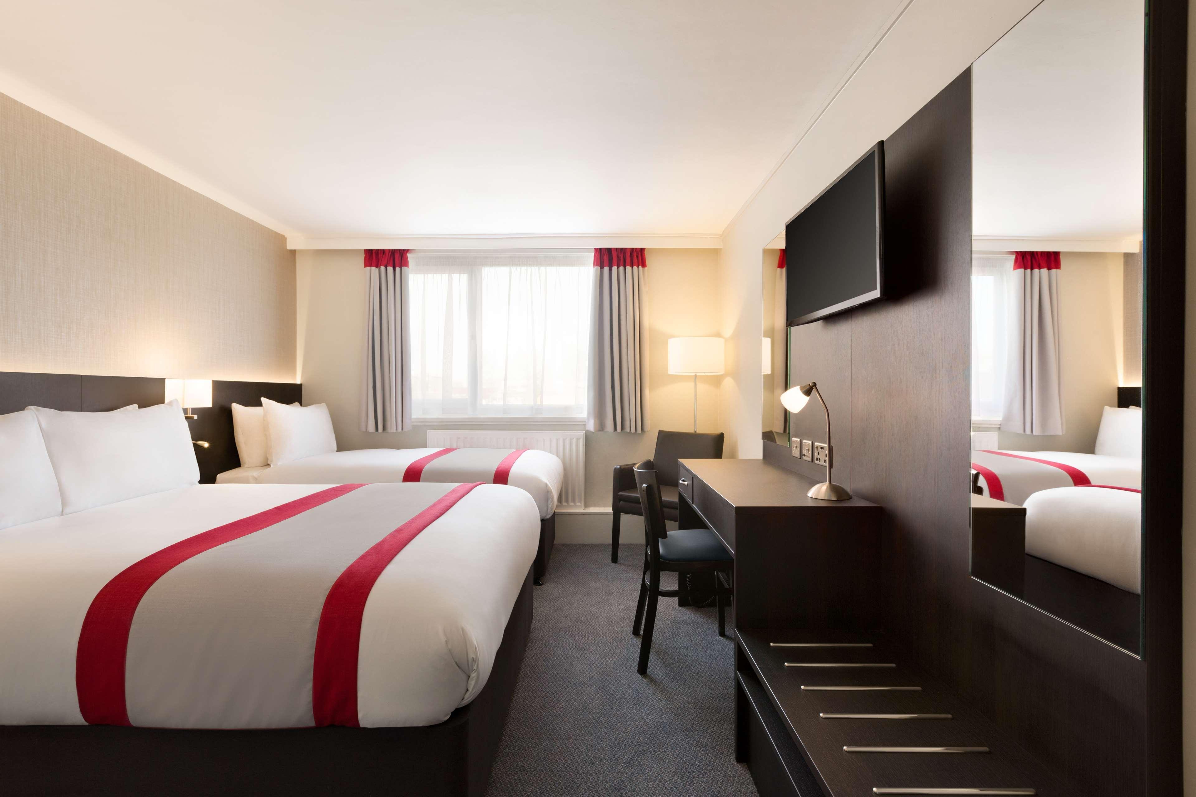 Ramada Chorley South Hotel Eksteriør billede