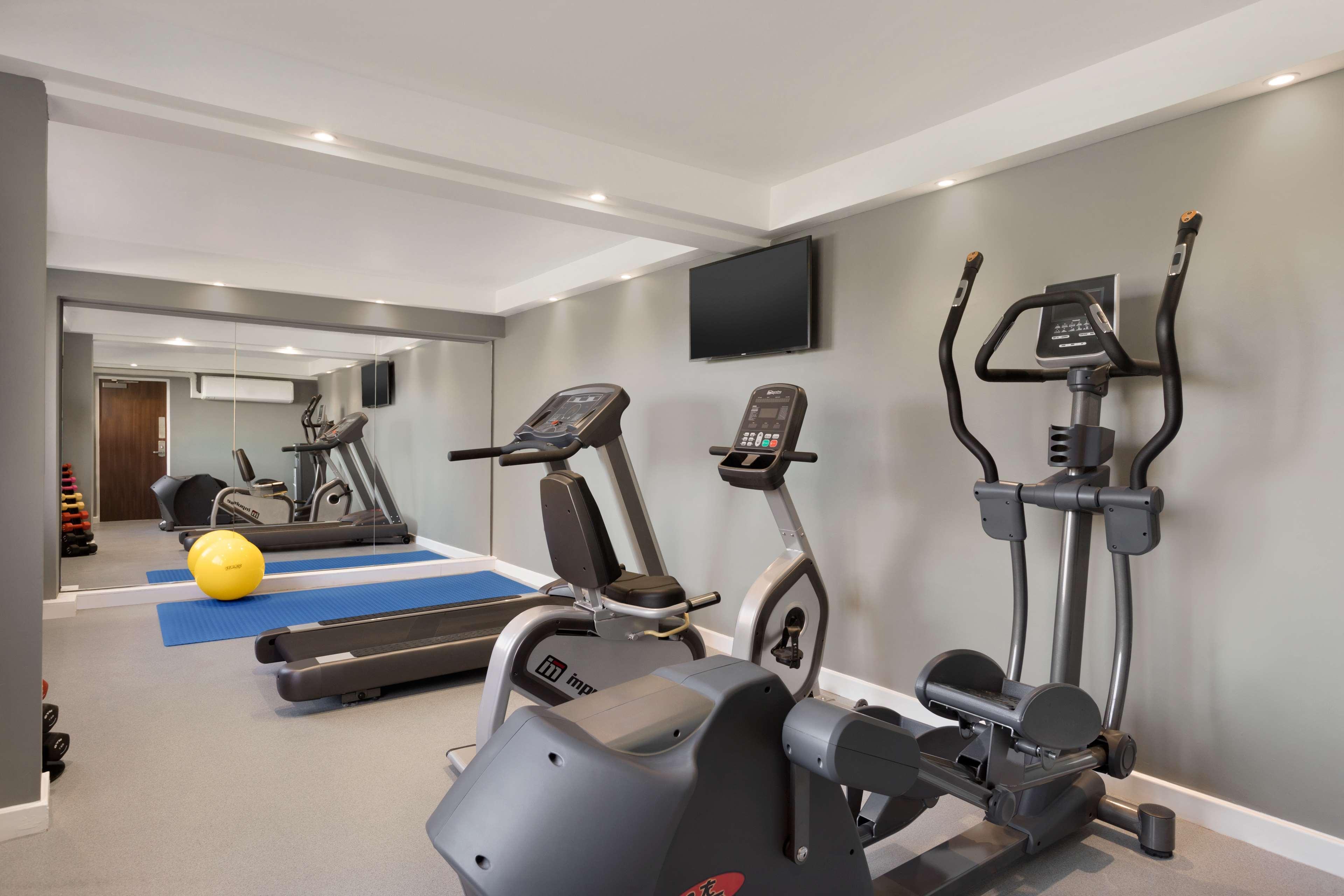 Ramada Chorley South Hotel Eksteriør billede